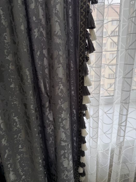 Продается шторы с тюлем 3 штуки