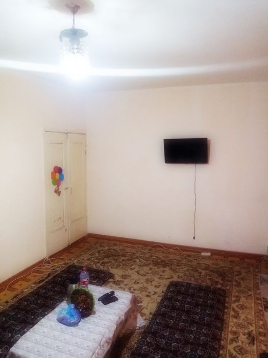 Yubleniyda 1xonali uy sotuvda