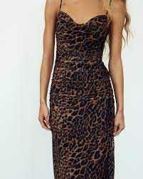 Заглавие:
Нова тюлена рокля ZARA – с етикет, стилна, размер M,  32 лв!