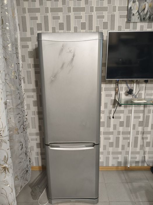 Холодильник Indesit no frost