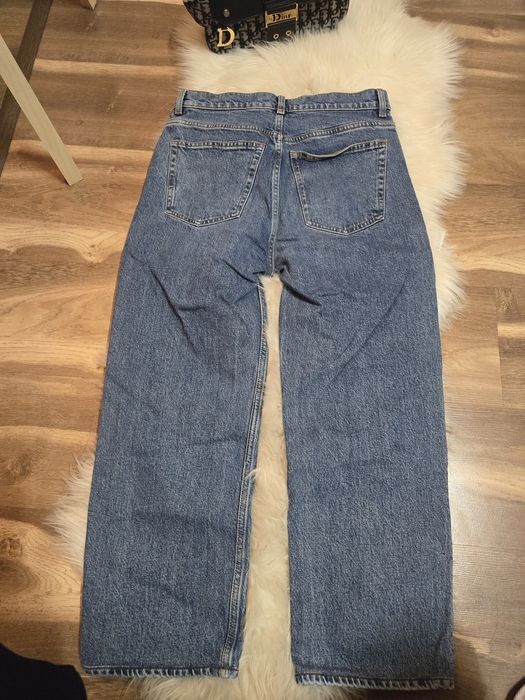 Изчистени , по-тъмни дънки