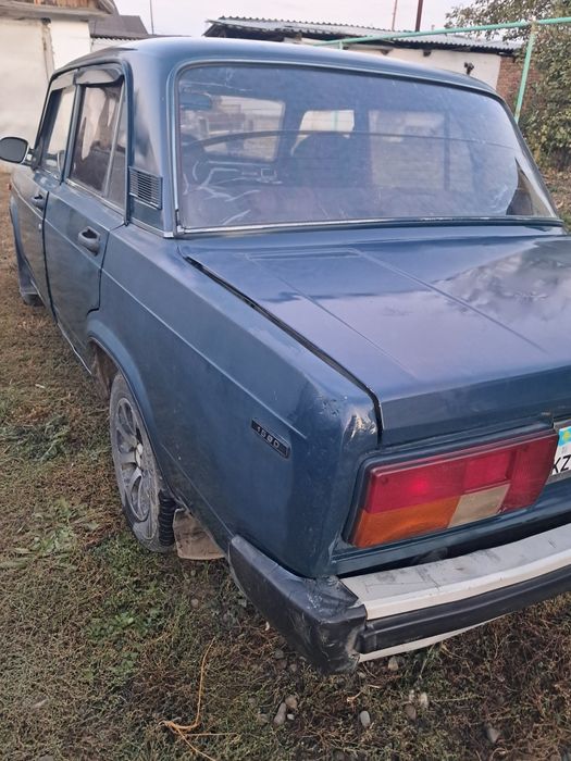 Продам машину ваз 2105