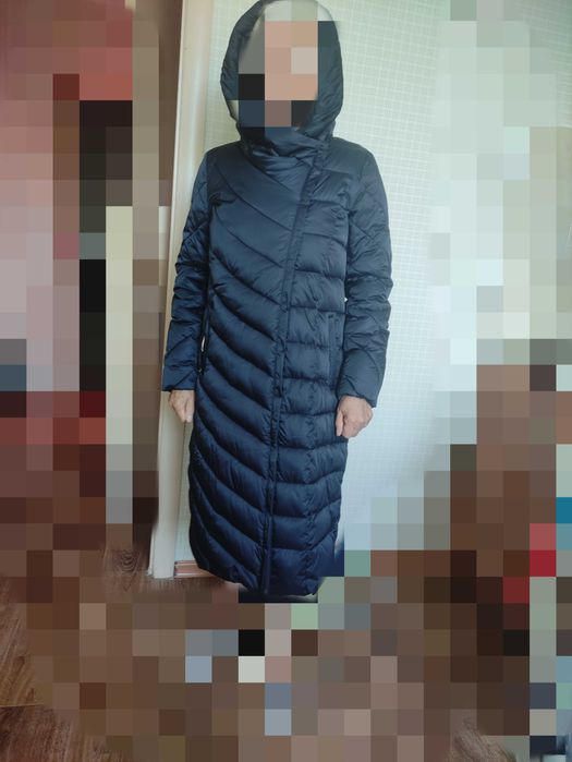 Пальто (пуховик) зимнее
