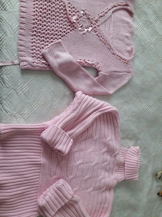 2 Дамски плетени блузи/разови/