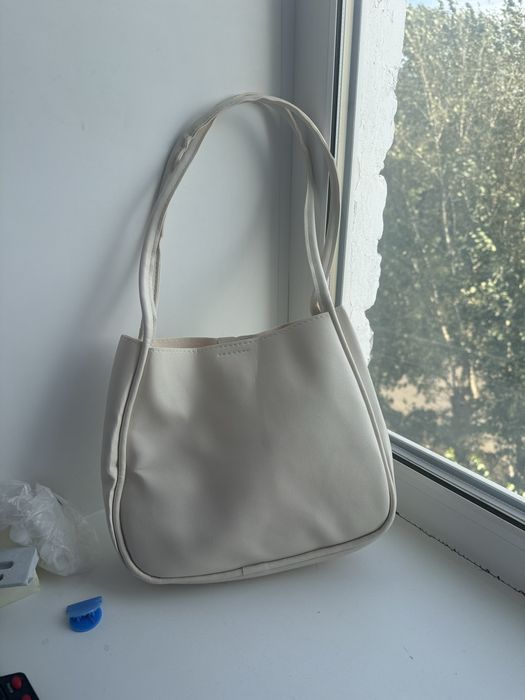 Женская сумка через плечо для учебы