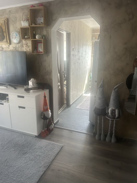 Vand apartament 2 camere
