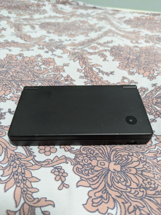 Продам Nintendo Dsi японская