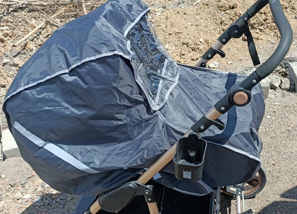 Продам детскую коляску Belecoo