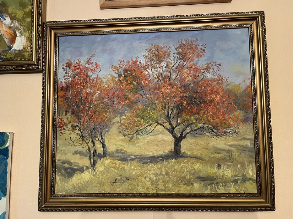 Две картины ,нарисованные маслом