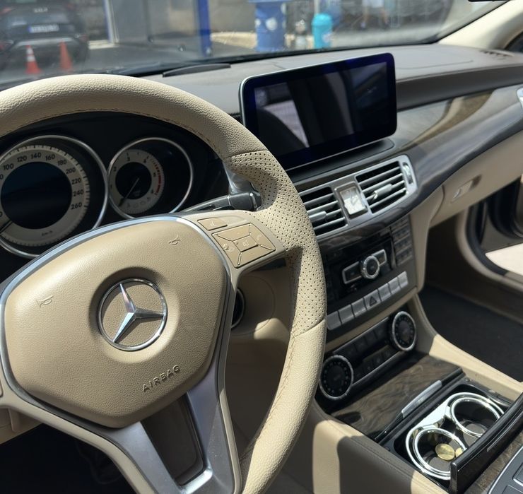 Продавам Мерцедес CLS   350  4 MATIC