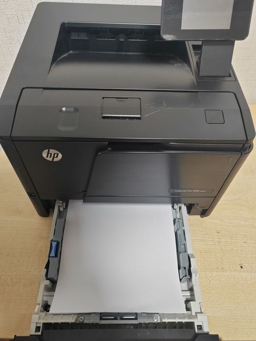 Принтер HP LaserJet Pro 400 m401dn