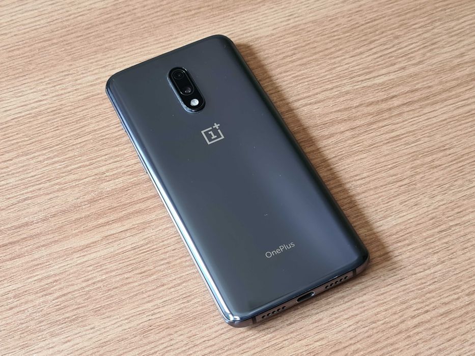 OnePlus 7; Mirror Gray; 256 GB; 8 GB RAM; Ca Nou