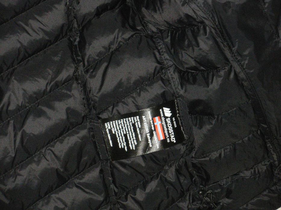 SKOGSTAD преходно дамско ново гъши пух 40