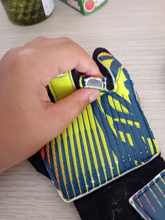 Manusi portar kipsta