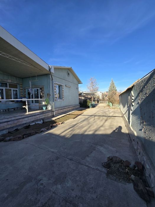 Продаётся участок 11,5 соток Циалковского. Договорная.