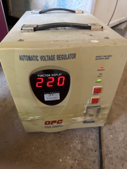 Продам стабилизатор напряжения OPC FDR-3000VA (3000 VA).