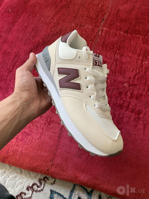 New Balance 574.