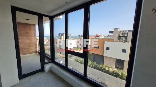 Продава се Двустаен апартамент в Бургас, Крайморие - 61 кв.м за 1378 €/кв.м - Снимка #1