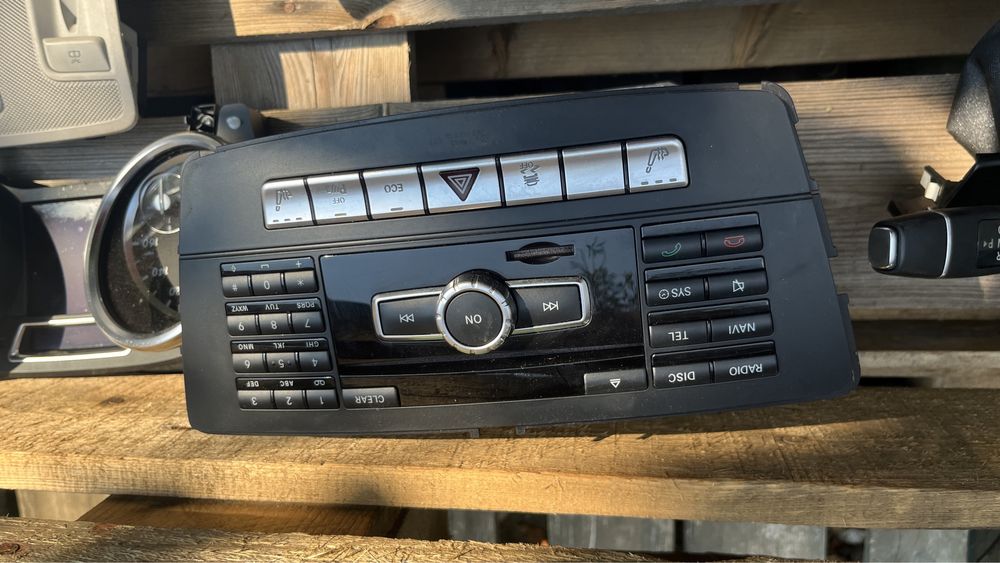 Radio cd player navigatie mercedes ml w166 piese dezmembrari