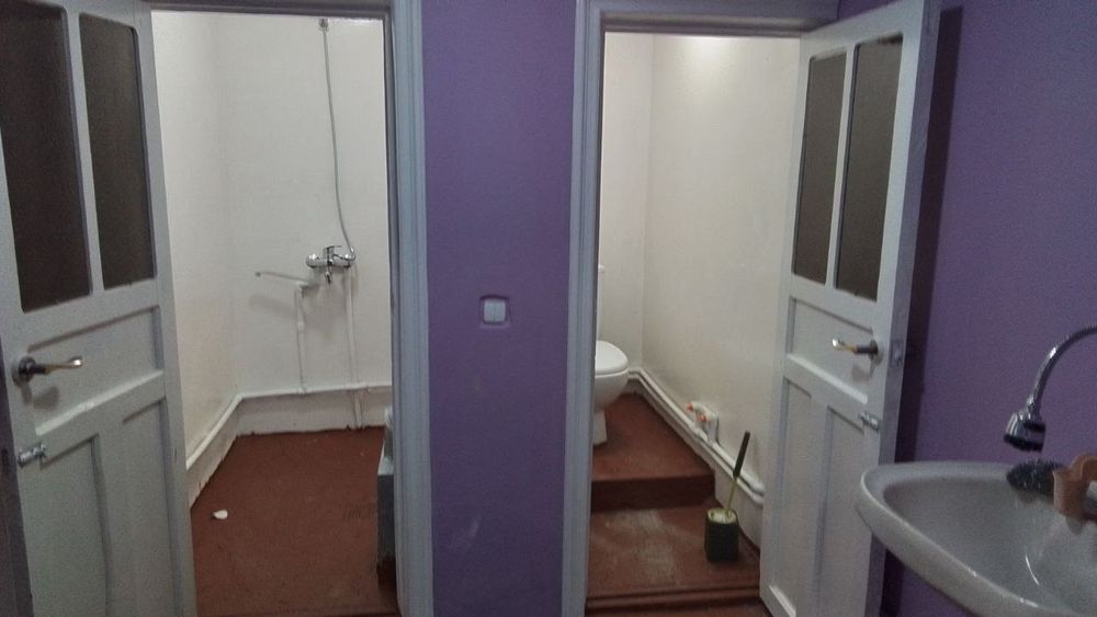 ПРАДАЁТСЯ 2 компания домик