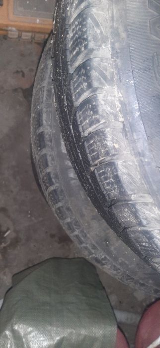 Продам зимные  шыны б/у