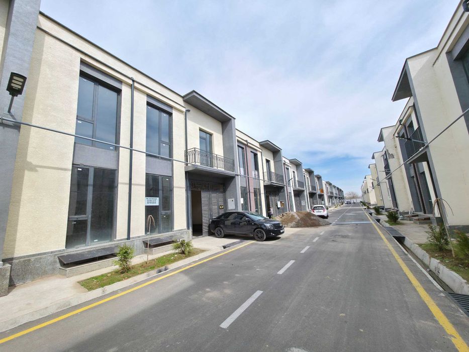 Продам коттедж в Дурмени в "Zarafshan Villas" ЖК  5 минут от ТТЗ