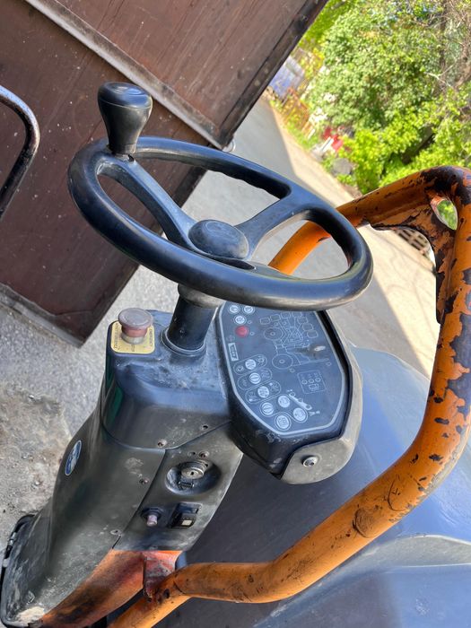 Каток Hamm HD 10 2 тонны