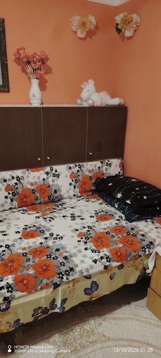 Camera de închiriat cu bucătărie separat