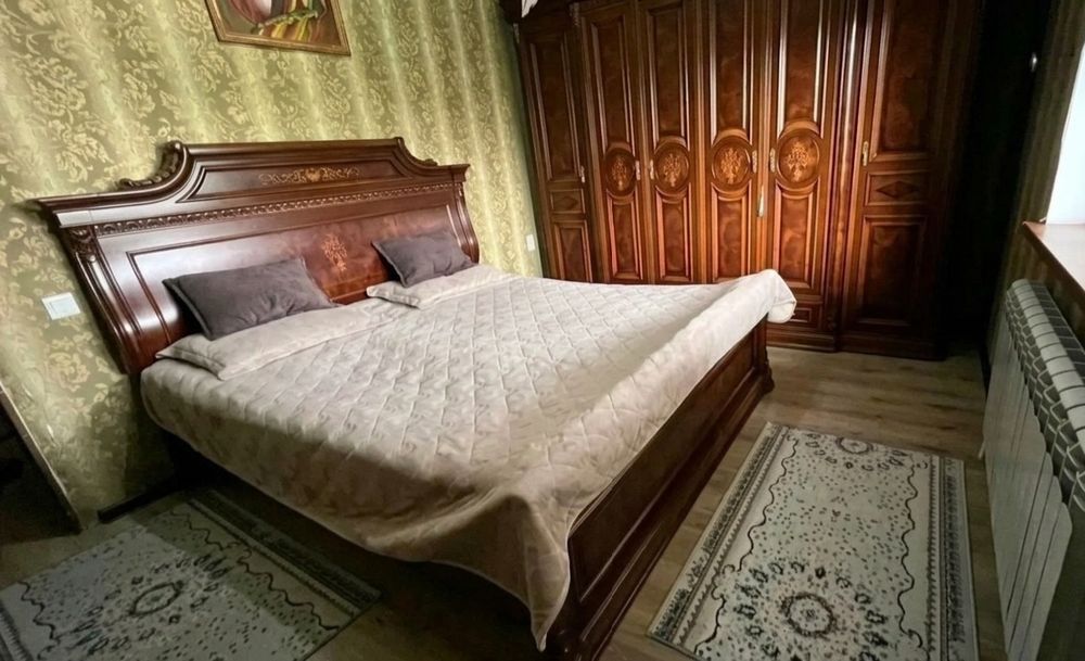 Спальный гарнитур