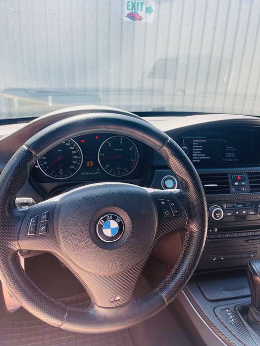 Vând BMW E90 LCI 320d