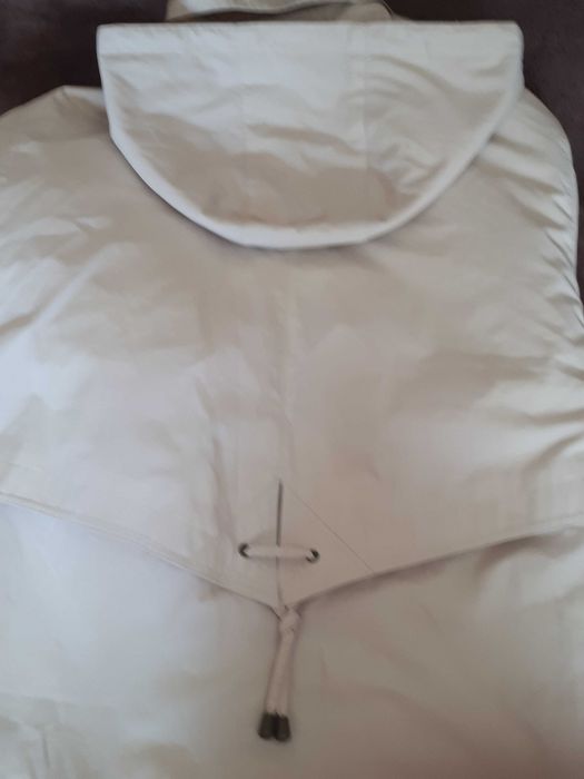 Haină ,UȘOARĂ, primăvară-toamnă,  cu gluga detașabila, din tercot