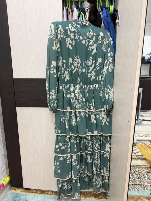 Көйлек сатылады.