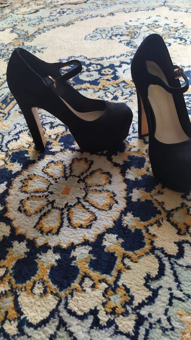 Обувь ,туфли женские