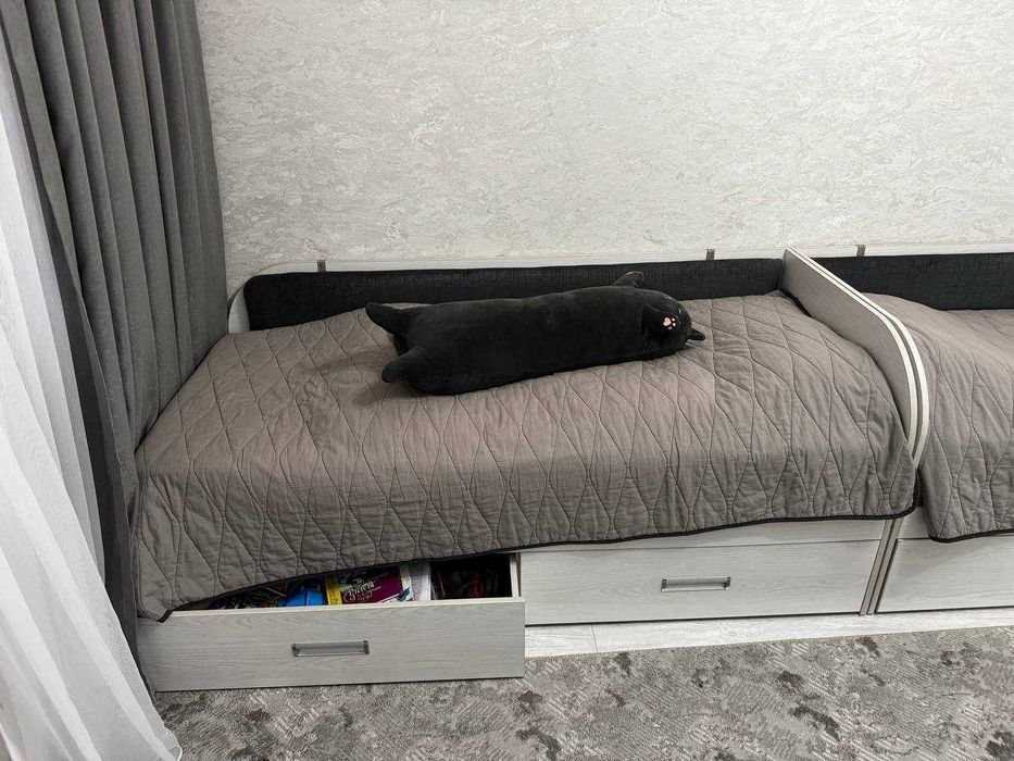 Кровать детская односпальная с матрасом