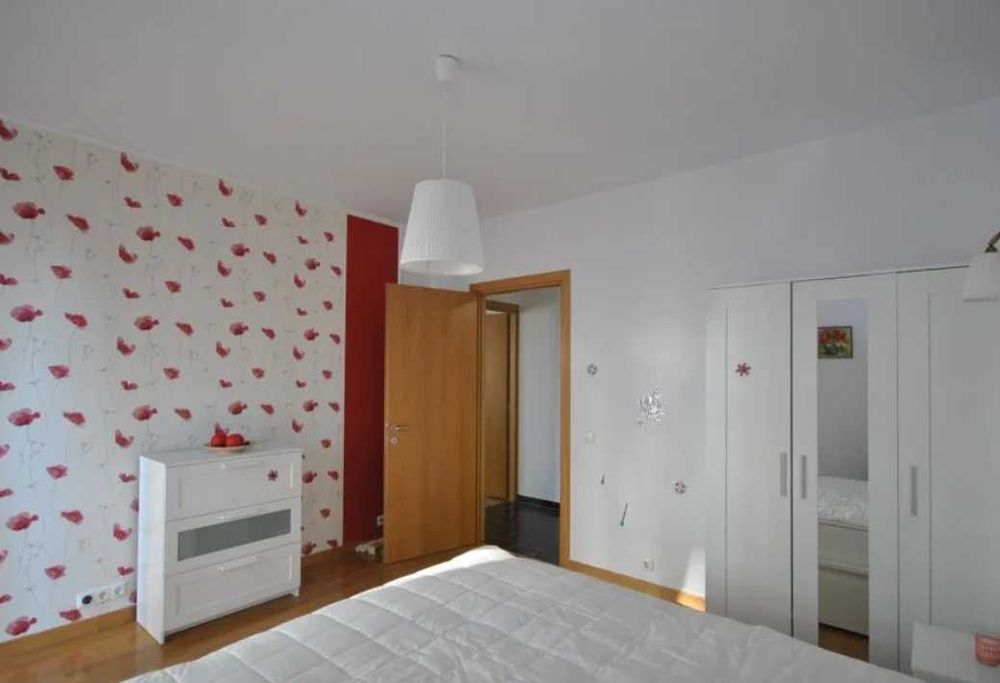 Дава се под наем Двустаен апартамент в Пловдив, Център - 59 кв.м за 290.7 € - Снимка #3