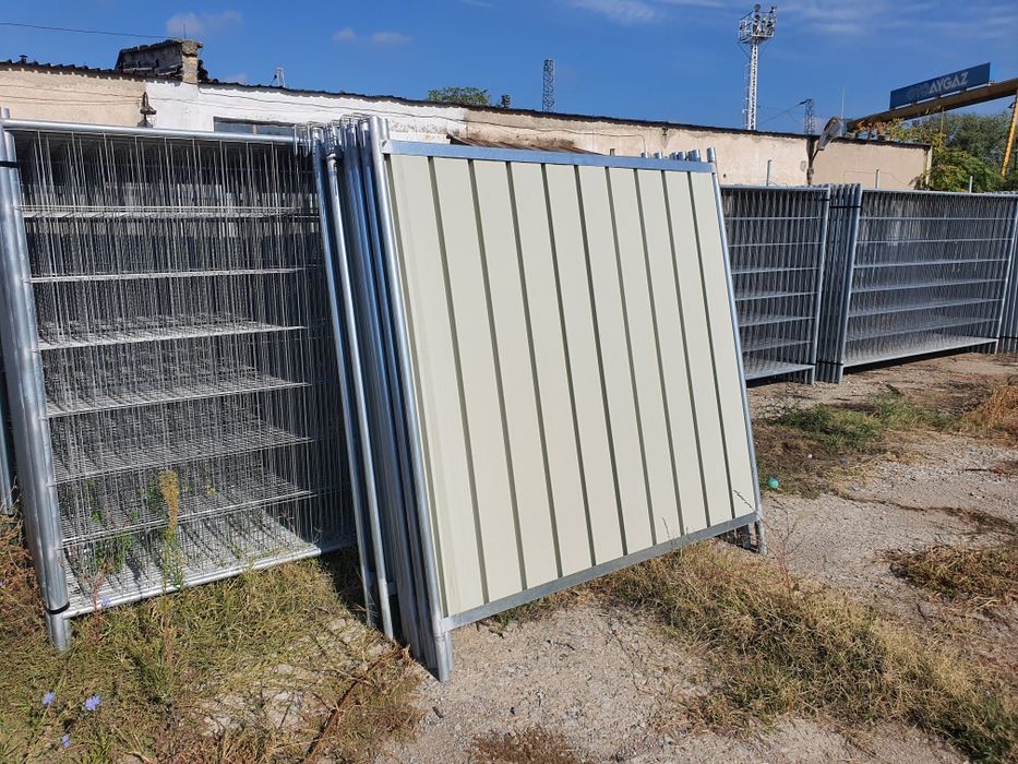 Рамково фасадно скеле на склад и мобилна ограда