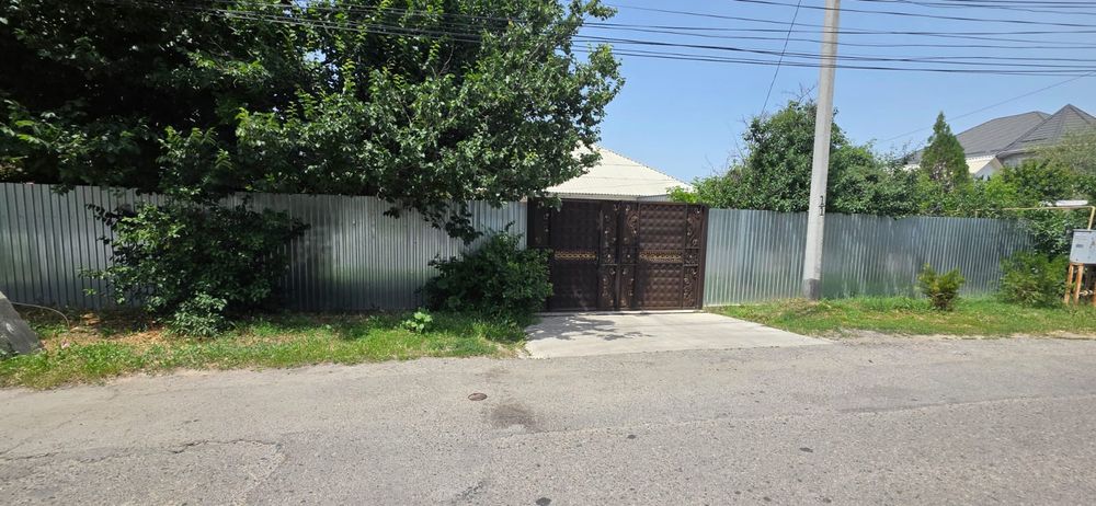 Продам дом участок 7 сот.