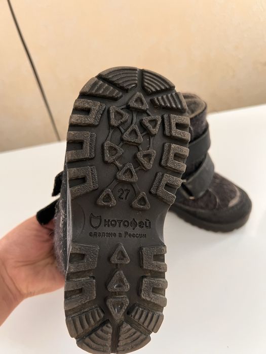 Продам ботинки от котофей