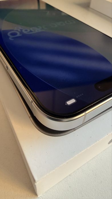 Iphone 16 Pro Max 256 GB Бял Батерия 99% (гаранция до 05.11.2026)