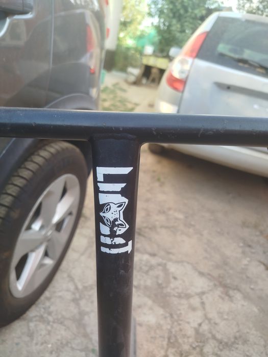 Продается самокат.трюковой.