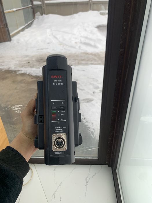 SWIT S-3802S V-Mount