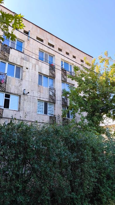 Продаётся 2-комнатная квартира в ЦЕНТРЕ ГОРОДА - Мадели кожа-Ташенова