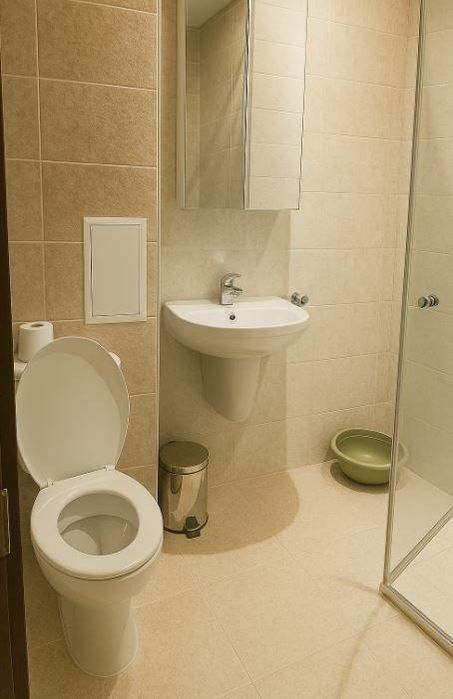 Дава се под наем Тристаен апартамент в Варна, Център - 72 кв.м за 600 € - Снимка #5