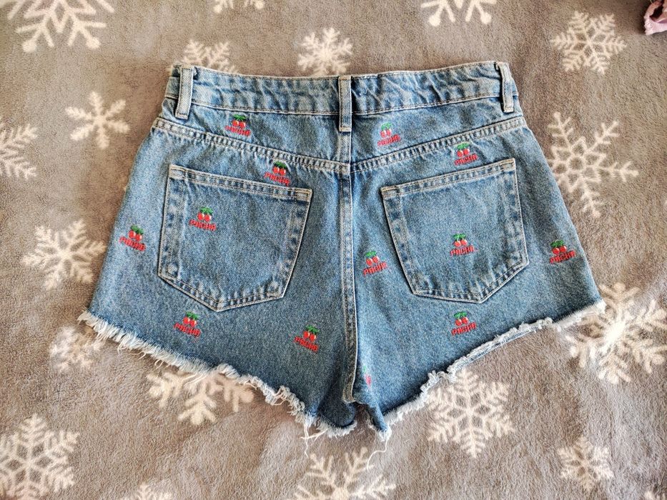 Дънки Bershka,Stradivarius