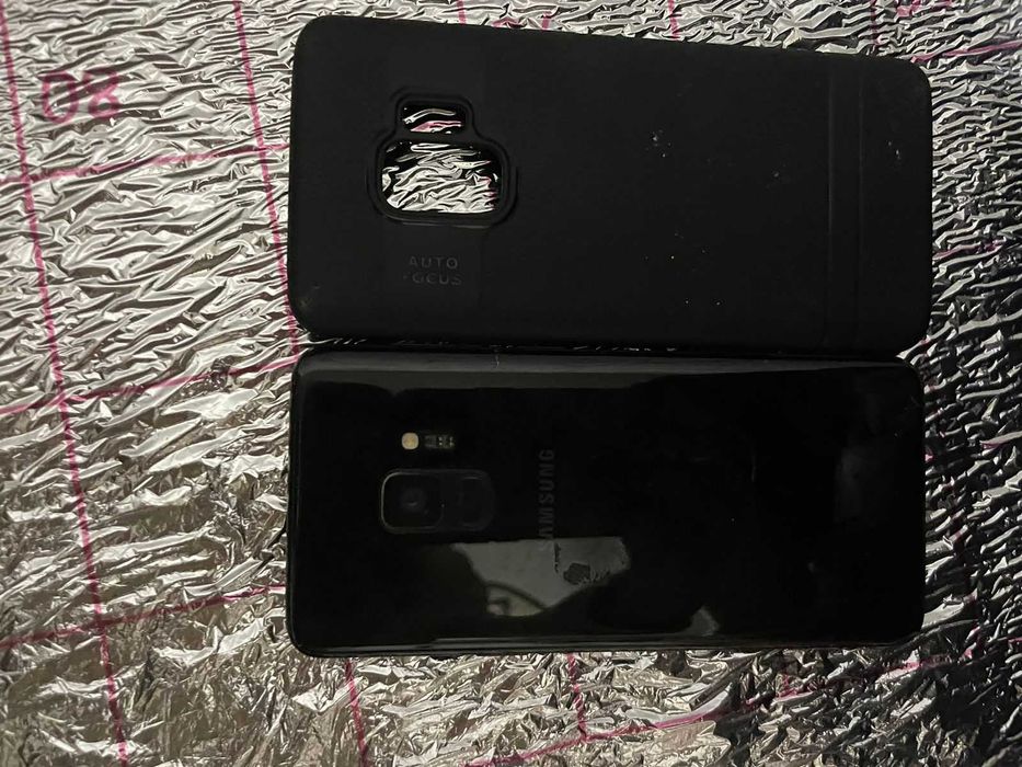 Продам самсунг s9 чуть выгорел экран