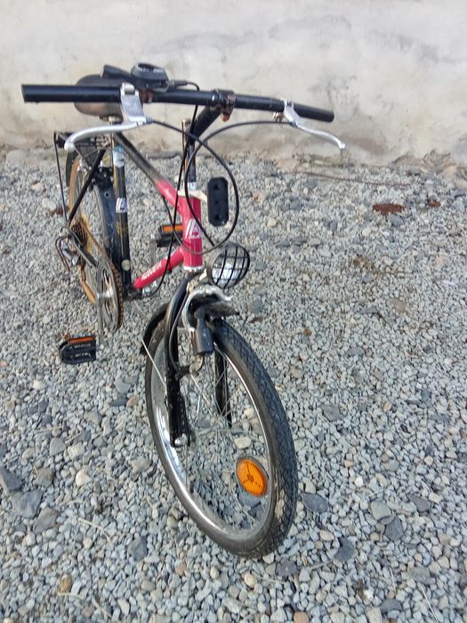 ‼️iau doar cash‼️bicicleta copii 9;10;11;12 ani fără manșoane