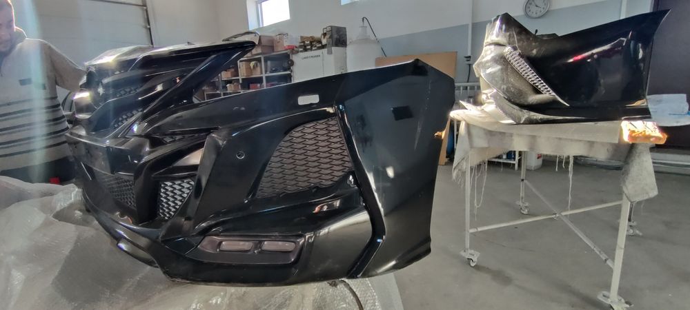 Продается два khan обвеса ,на Камри 70