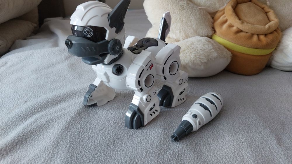 Робо куче с отвертка