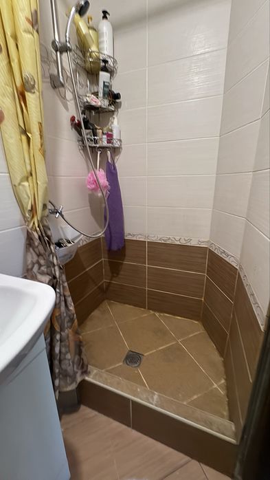 Срочно продам квартиру Бостандыкский район