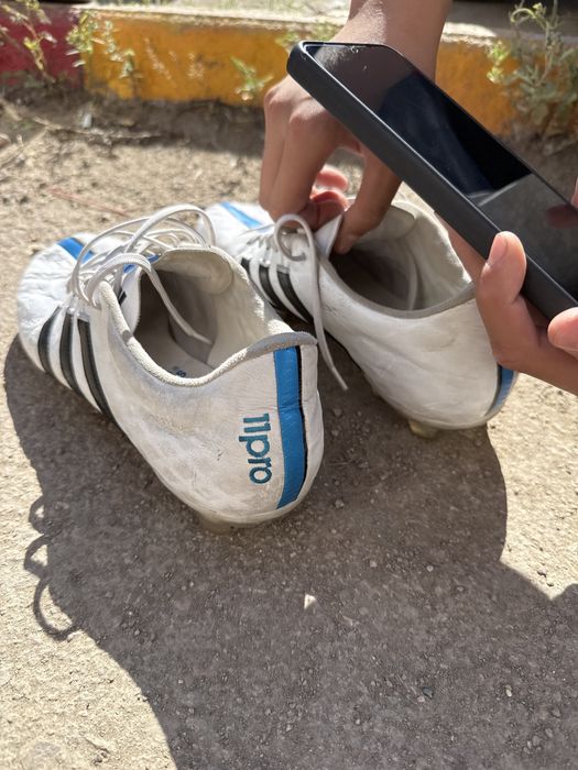 Бутсы адидас, оригинал.